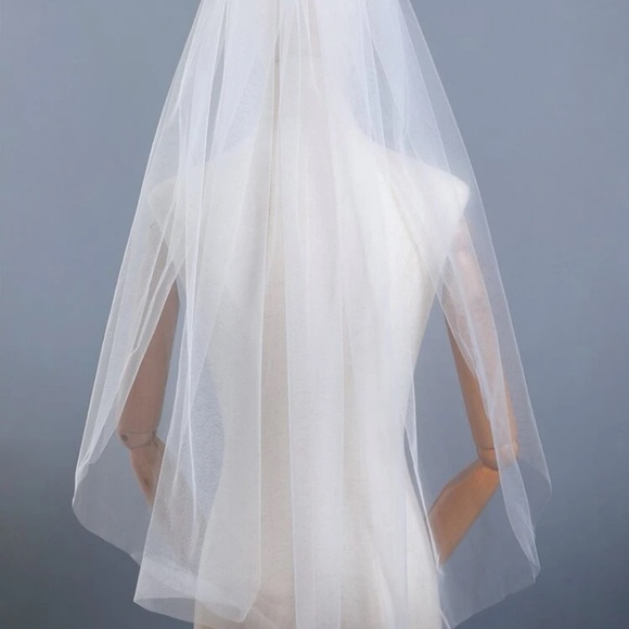Bridal wedding Veil (NEW) - Picture 1 of 5